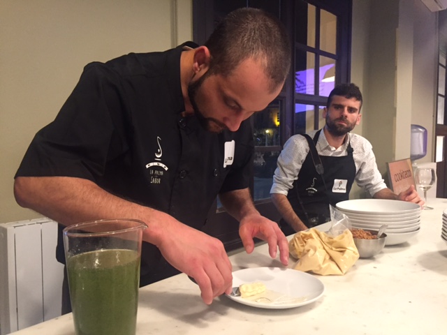 Concentración máxima emplatando el Canelón de Albillo IMG_8322 (1)