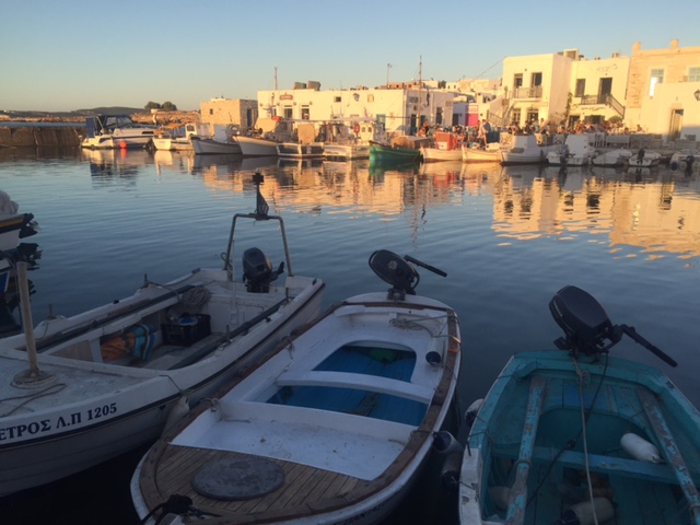 Puerto de pescadores en Naoussa