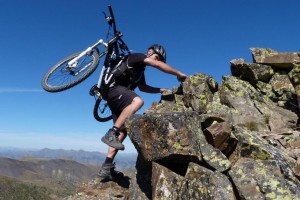 background2-1024x684