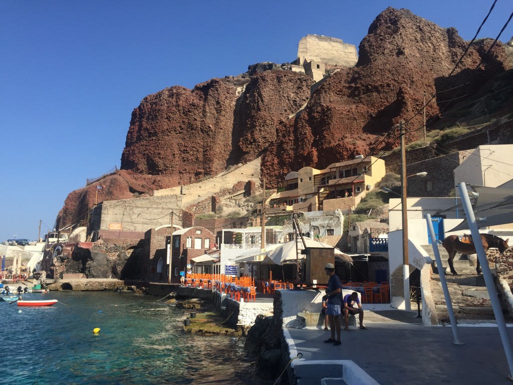 Maravilloso Puerto de Amoudi