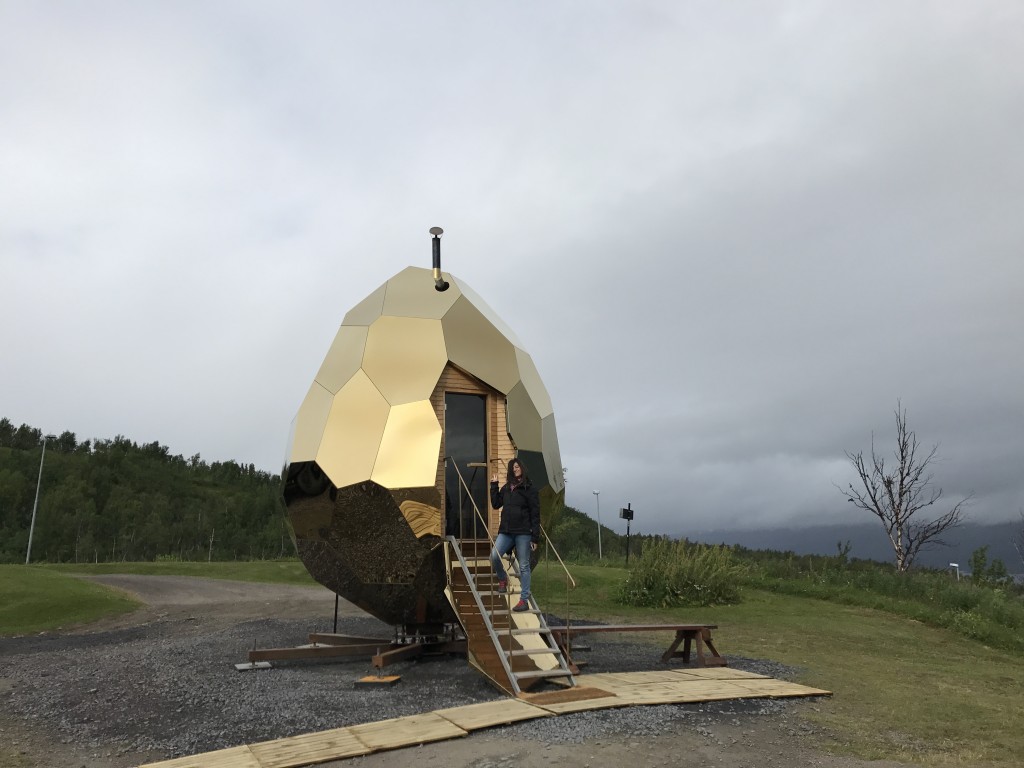 Este huevo cuesta un "huevo"