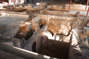 La casa de Mitrio y los columbarios funerarios en Mérida