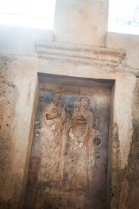 La casa de Mitrio y los columbarios funerarios en Mérida